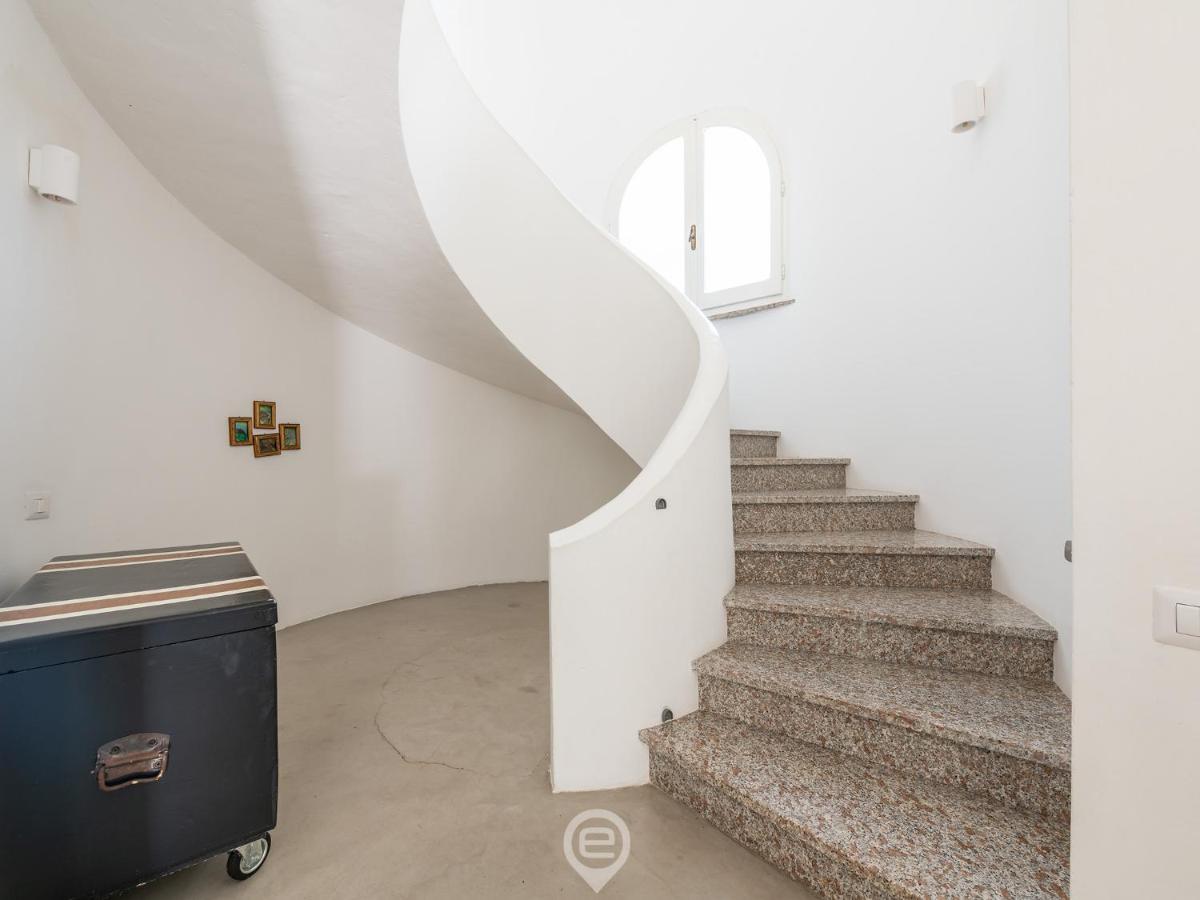 Villa Virago Porto Columbu - Perd'E Sali Екстериор снимка